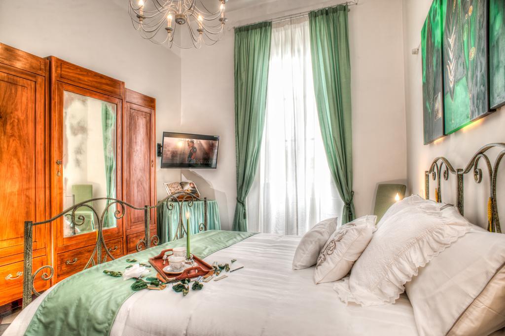Romance Al Colosseo Room photo