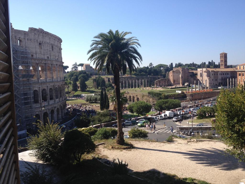 Romance Al Colosseo Room photo